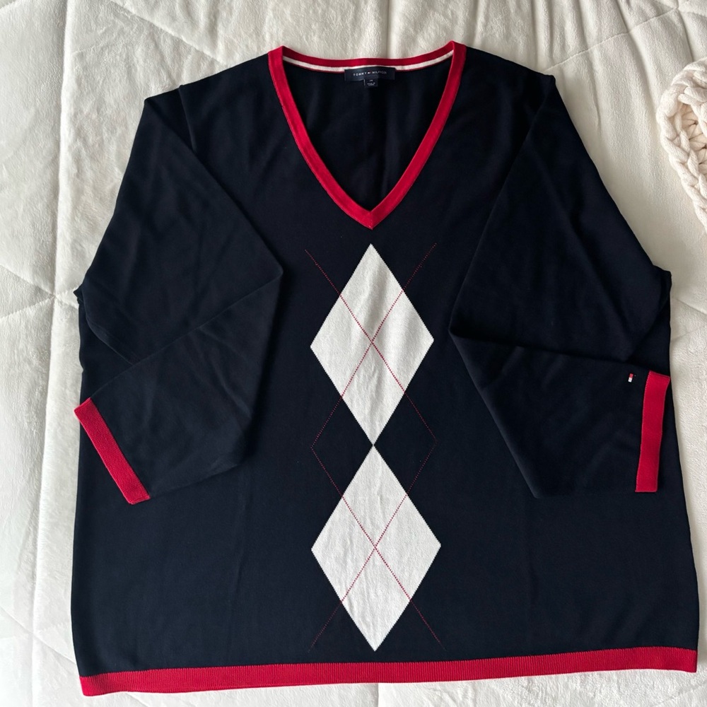 Tommy Hilfiger Navy and Red V-Neck Sweater. 99%cotton 1% nylon